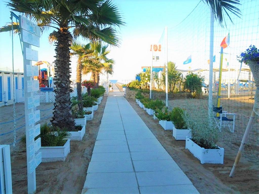 Hotel T Depandance Rimini Exterior photo