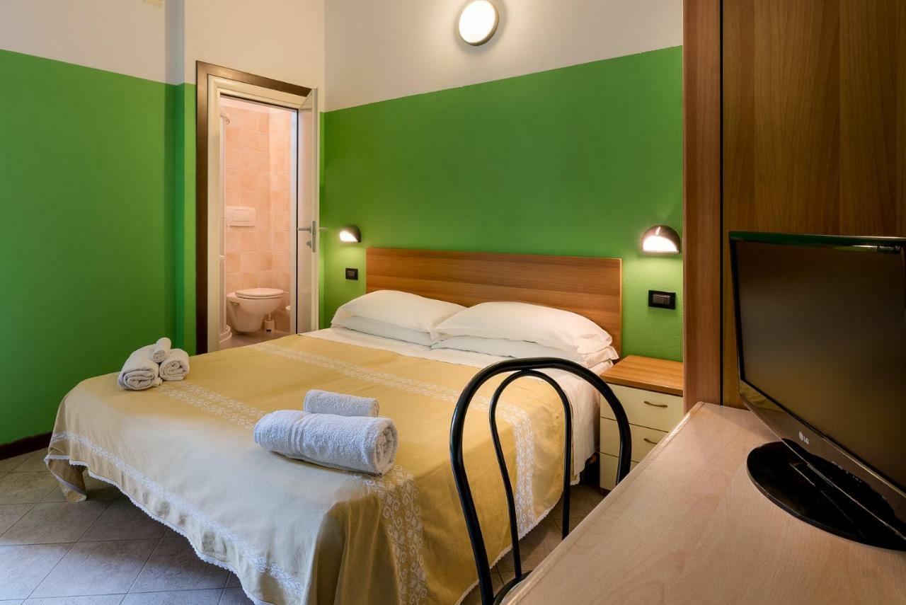 Hotel T Depandance Rimini Exterior photo